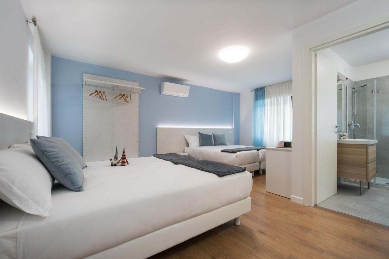Zona 30 Bike Guesthouse Palmanova Dış mekan fotoğraf